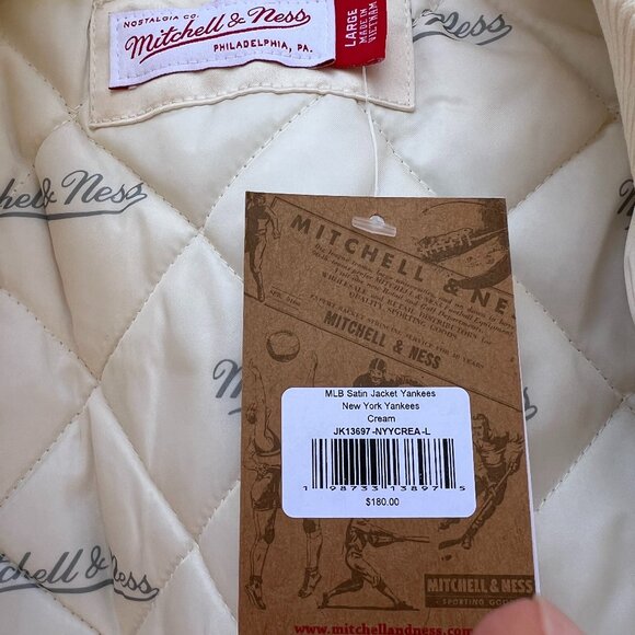 Mitchell & Ness New York Yankees Cream Satin Full-Zip Jacket NWT Large - Picture 3 of 4